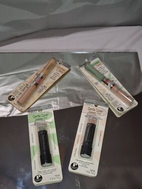 ✨ Lot of 4: Discontinued Vintage Physicians Formula Concealer Sticks ✨
